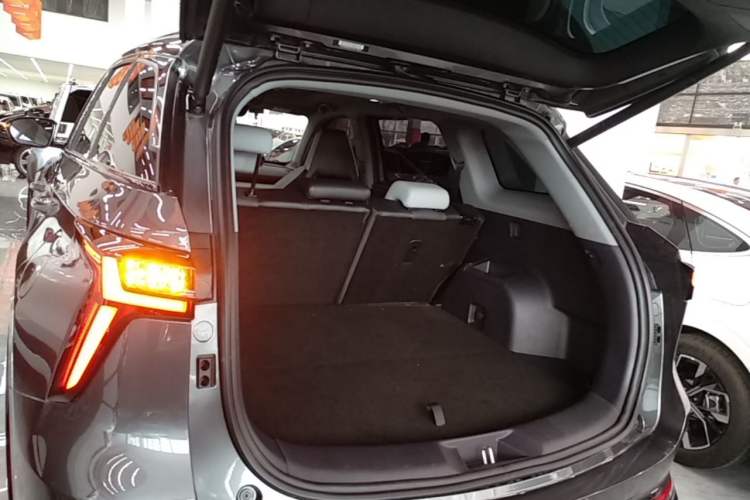 Used CHANGAN CS75 PLUS 2026 Model, Smart Champion Edition 1.5T New Blue Whale Smart Navigation Version
