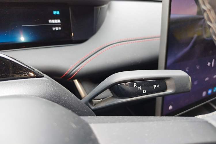 Used Xiaomi Auto SU7 2024 Rear-Drive Long-Range Intelligent Driving Version Gear Lever