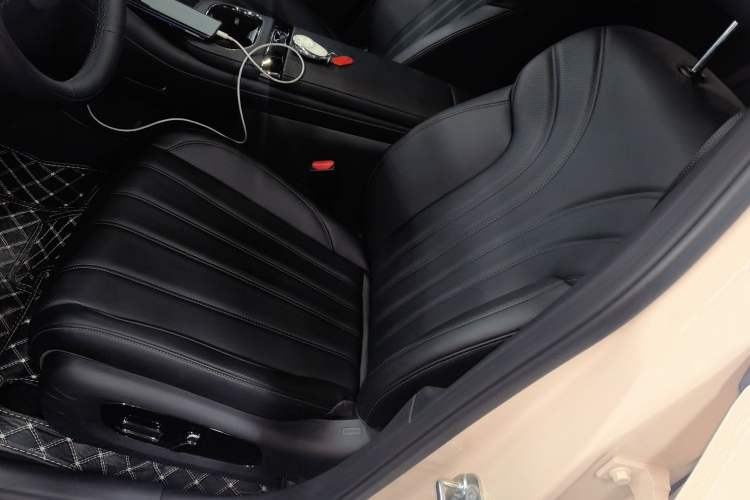 Used AION RT 2025 520 Smart Luxury Edition Left Front Seat