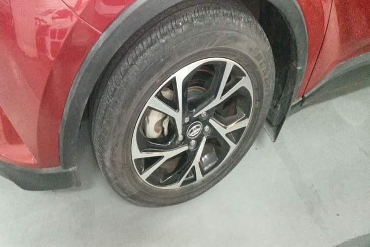 Used Toyota C-HR 2018 2.0L Leading Edition China VI Exterior 4