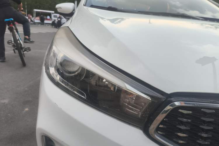 Used Kia K3 2017 1.6L Automatic 15th Anniversary Special Edition GLS Right Front Headlight