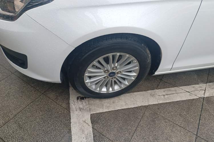 Used Ford Escort 2017 Revised Version 1.5L Automatic Comfort Edition