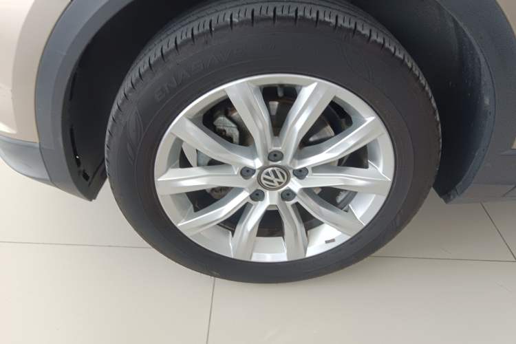 Used Volkswagen T-ROC 2020 230TSI DSG Two-Wheel Drive Advanced Version
