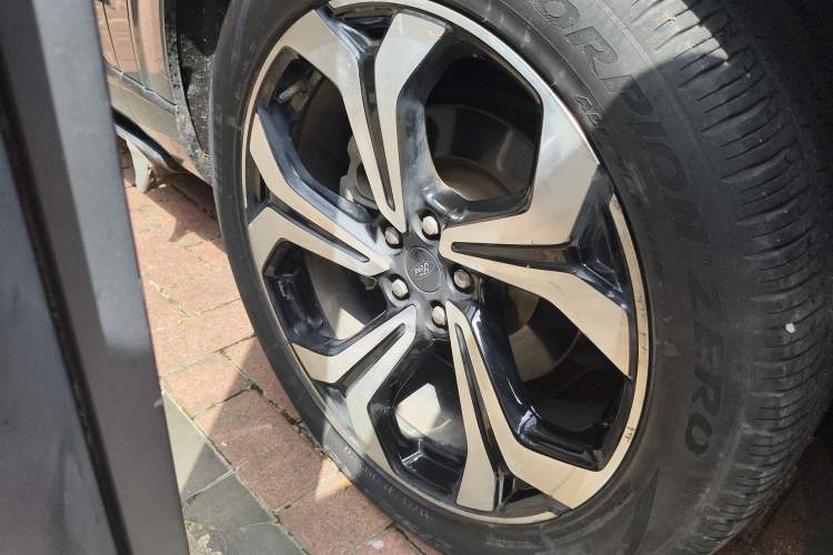 Used Ford Explorer 2023 EcoBoost 285 4x4 ST-LINE 6-Seater
