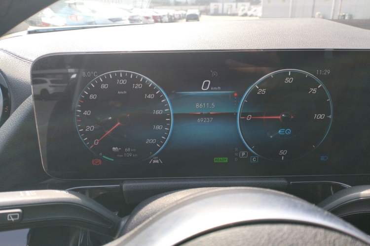 Used Mercedes-Benz EQA 2022 EQA 300 4MATIC Launch Edition
