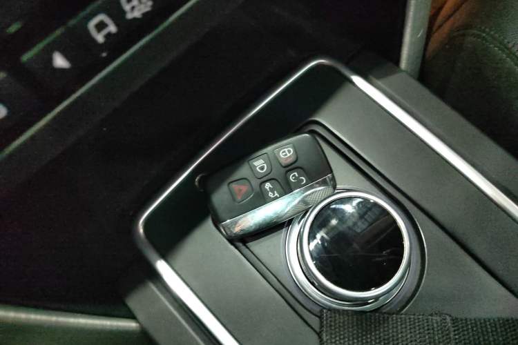 Used Land Rover Discovery Sport 2016 2.0T SE