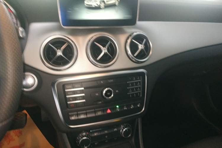 Used Mercedes-Benz GLA 2016 GLA 220 4MATIC Luxury Model