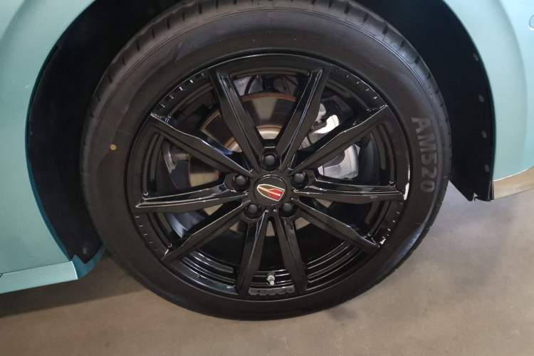 Used Hongqi H6 2023 2.0T ZhiZhen Edition