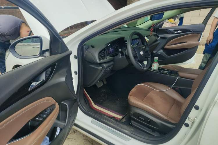 Used Buick Regal 2022 552T Smart Edition Driver Seat