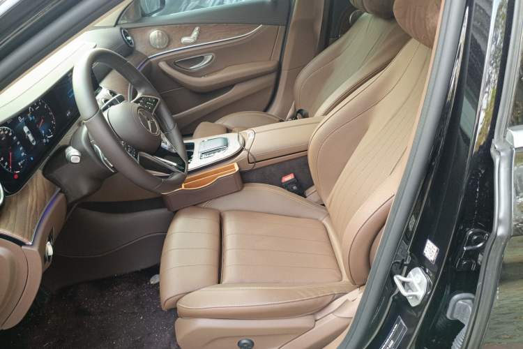 Used Mercedes-Benz E-Class 2023 E 260 L