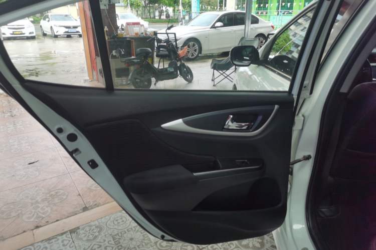 Used Honda Crider 2016 1.8L CVT Luxury Edition
