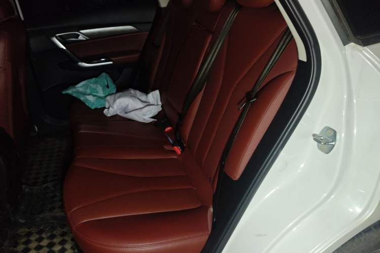 Used BAIC Beijing EU5 2019 R500 Smart Wind Edition