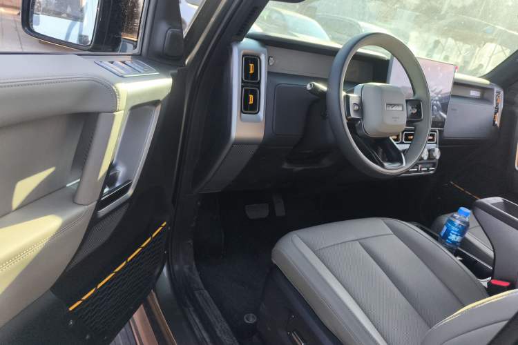 Used iCAR V23 2025 501 Four-Wheel Drive Intelligent Driving Version Interior 3