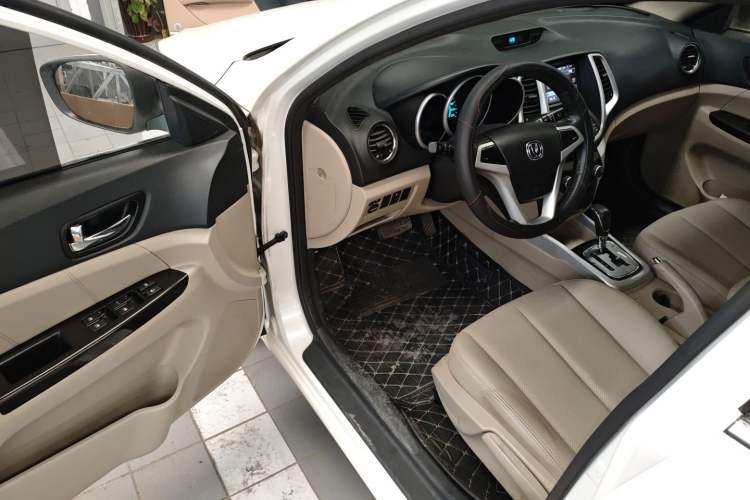 Used Changan Eado 2014 1.6L Automatic Luxury Model