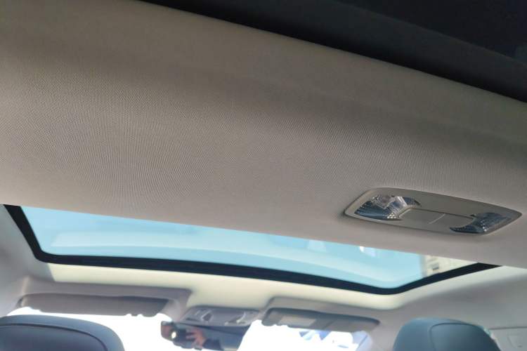 Used Rising ER6 2020 620 km Smart Edition
