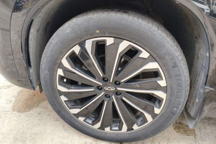 Used Chery Tiggo 9 2023 2.0T Dual-Clutch Two-Wheel Drive Prestige Version 5 Seats