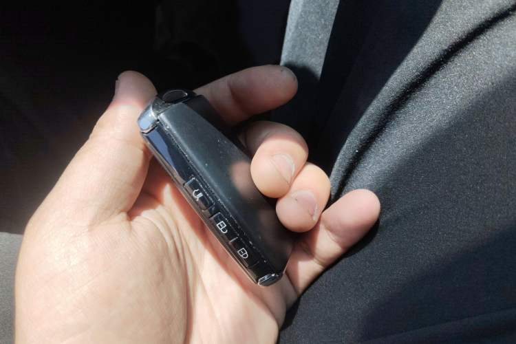 Used Mazda CX-5 2022 2.0L Automatic Two-Wheel Drive Zhiya Version Vehicle Key