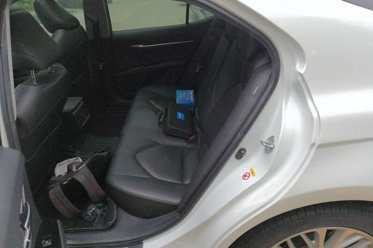 Used Toyota Camry 2018 2.5G Luxury Edition Left Rear Seat