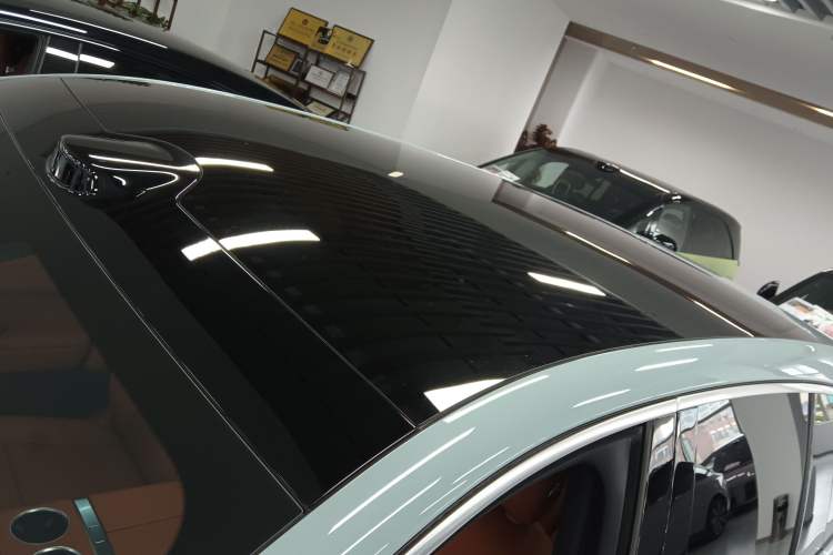 Used Li Auto L6 2025 Max Smart Refresh Edition Roof