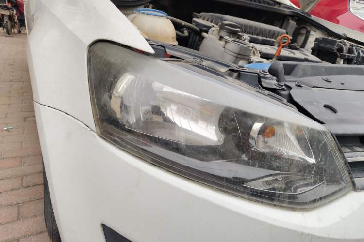 Used Volkswagen Polo 2013 1.4L Manual Fashion Edition