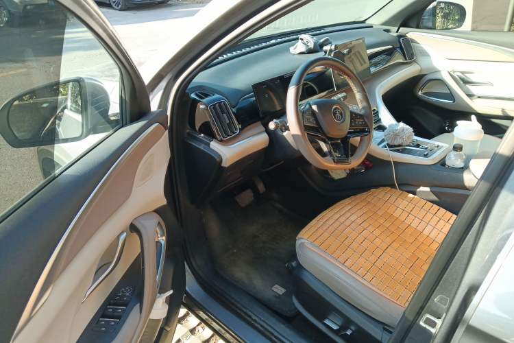 Used BYD Song Pro New Energy 2024 HONOR Edition DM-i 71KM Navigation Model