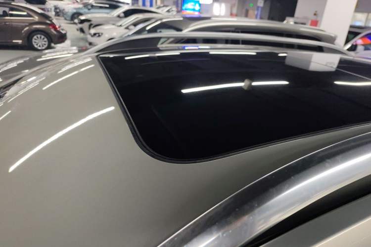 Used Roewe RX5 2020 20T Automatic 4G Connect Superior Flagship Edition Roof