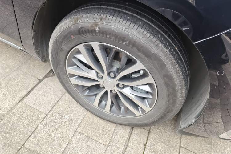 Used Buick GL8 2023 ES Lu Zun Deluxe Model
