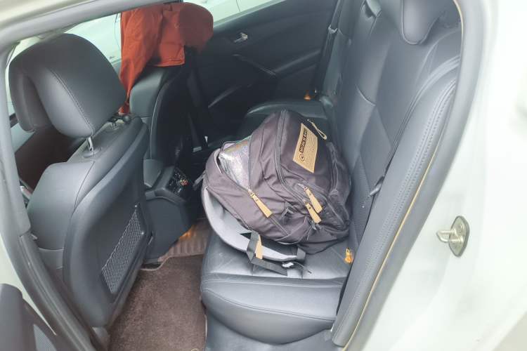 Used Peugeot 508 2015 1.8THP Automatic Prestige Edition Left Rear Seat