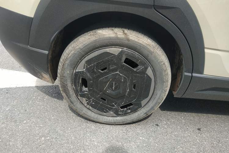 Used Dongfeng NAMMI 06 2025 471 Ultra
