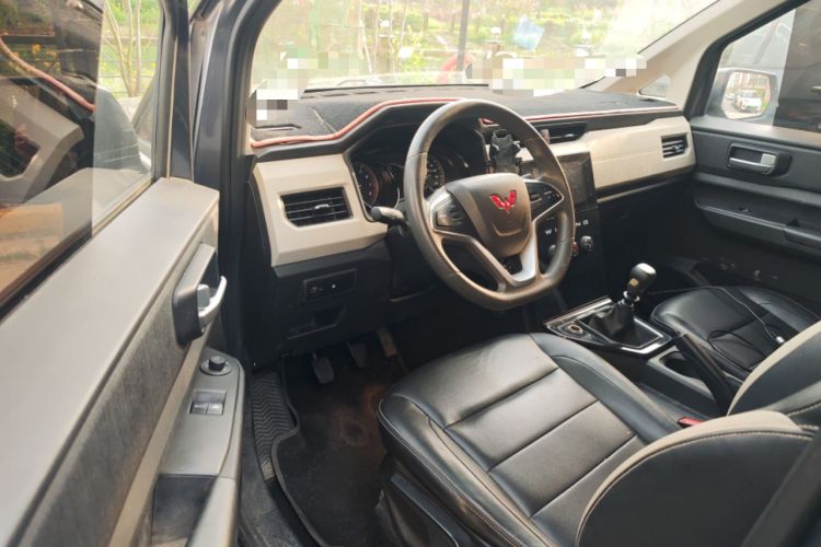 Used Wuling Zhengcheng 2021 1.5T Manual Luxury Version
