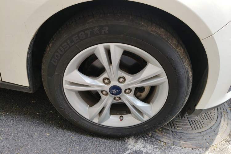 Used Ford Focus 2017 Sedan 1.6L Manual Comfort Plus SmartDrive Edition
