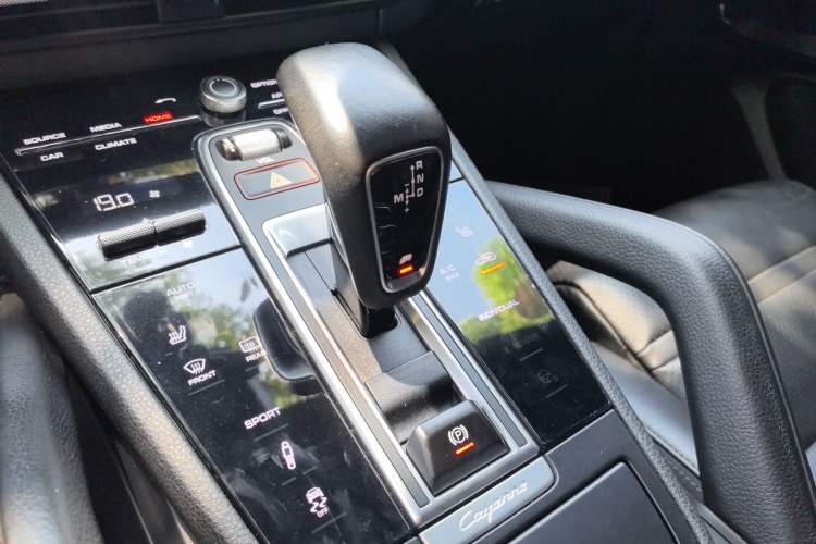 Used Porsche Cayenne 2018 Cayenne 3.0T Gear Lever