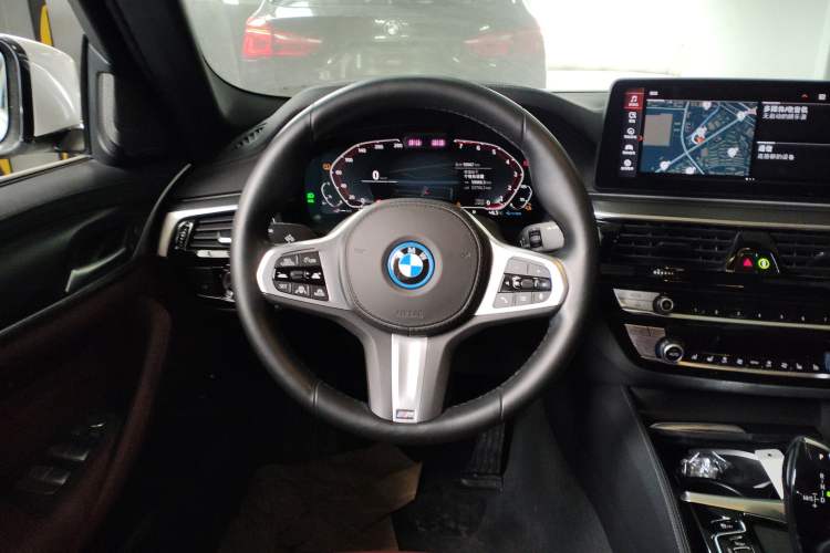 Used BMW 5 Series New Energy 2022 Second Facelift 535Le Pioneer Edition M Sport Package
