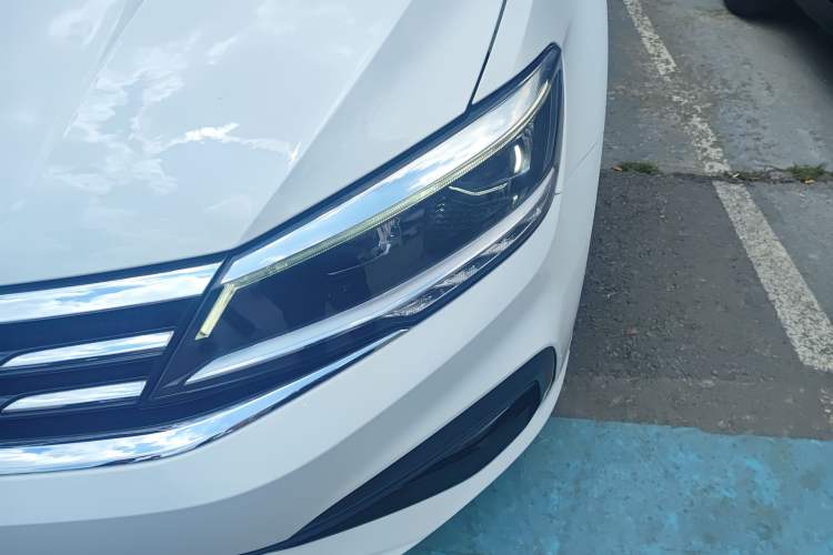 Used Volkswagen Lamando 2019 280TSI DSG Comfort Edition China VI standard Left Front Headlight