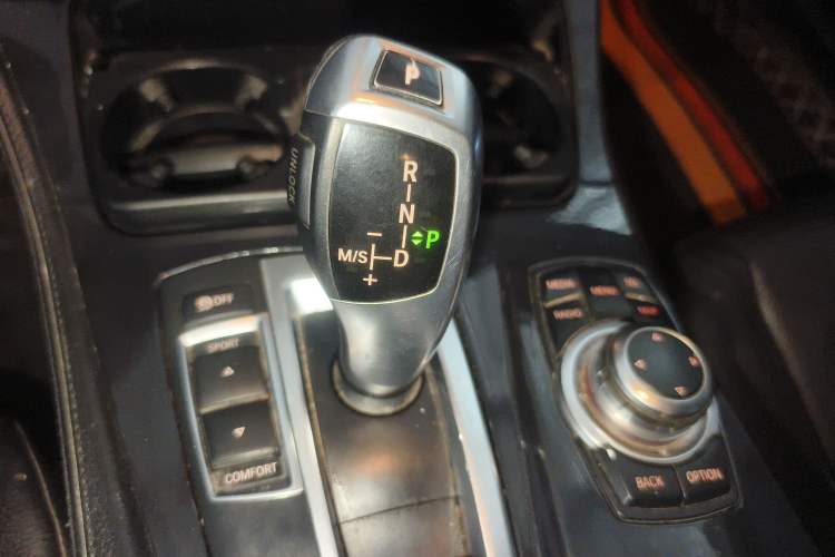 Used BMW 5 Series 2013 520Li Elegant Edition Gear Lever