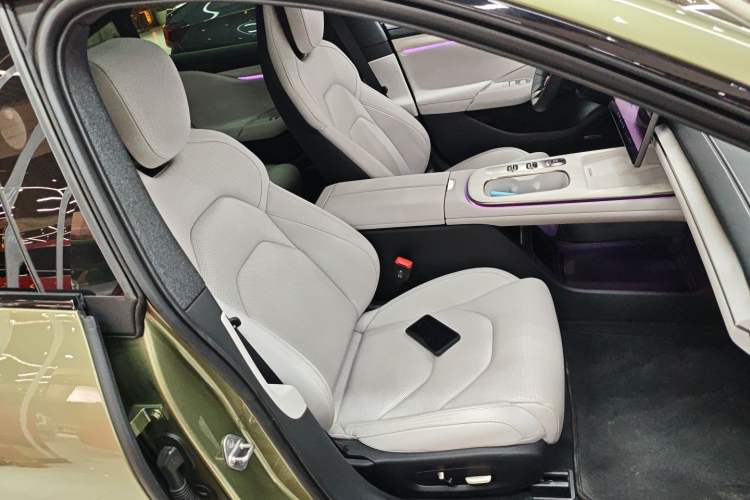 Used Xiaomi Auto SU7 2024 Rear-Drive Ultra-Long Range Advanced Pro-Level Intelligent Driving Version
