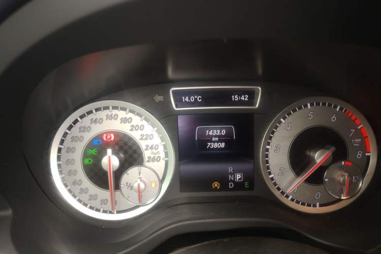 Used Mercedes-Benz A-Class (Import) 2015 A 200 Fashion Model
