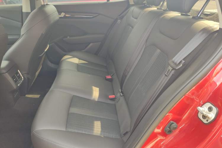 Used Dongfeng Aeolus Yixuan 2020 230T Automatic Advanced Edition