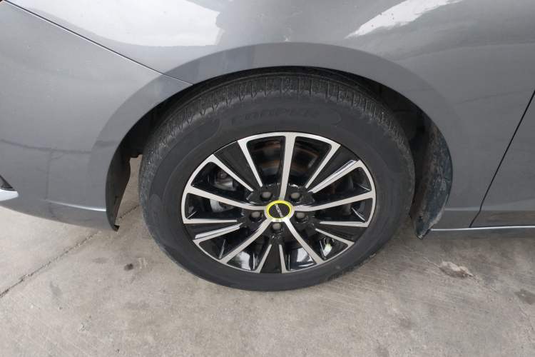 Used Roewe i5 2021 1.5L CVT Platinum Edition Left Front Wheel Hub