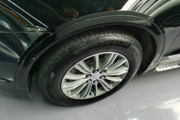 Used Cadillac XT5 2018 25T Luxury Model
