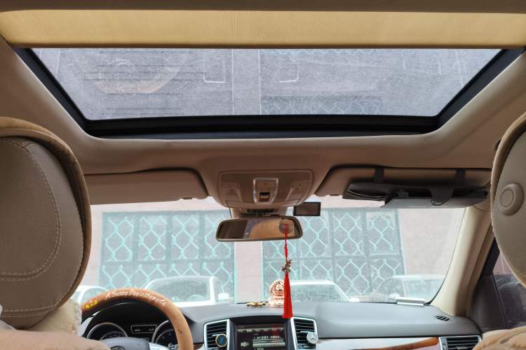 Used Mercedes-Benz M-Class 2012 ML 350 Sport Edition
