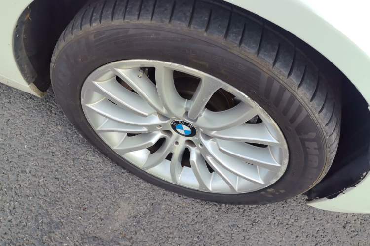 Used BMW 5 Series 2014 525Li Luxury Design Package