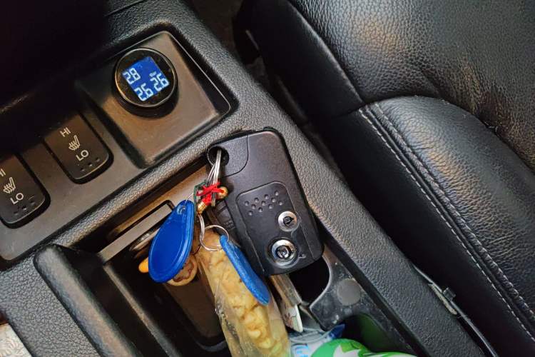 Used Honda CR-V 2013 2.4L two-wheel drive luxury version