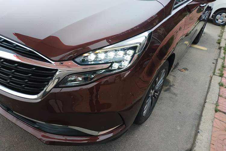 Used Buick GL8 2022 ES Land Cruiser 653T Luxury Model
