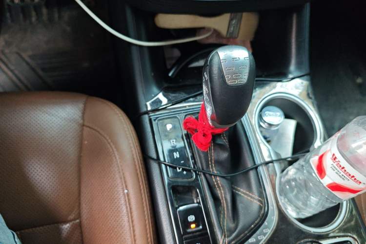 Used CHANGAN CS95 2017 2.0T Four-Wheel Drive ZhiZun Edition
