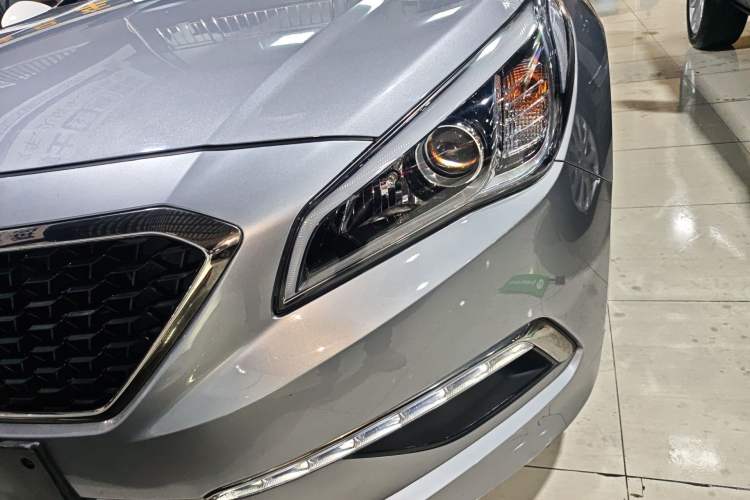 Used Hyundai Sonata 2015 1.6T GLX Advanced Model
