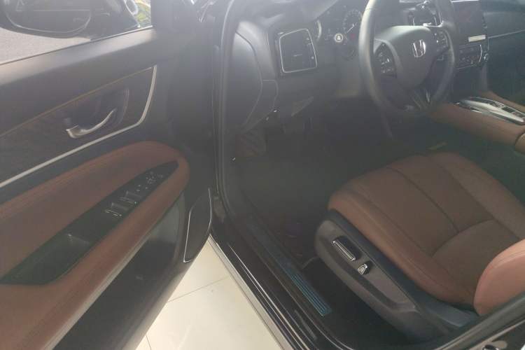 Used Honda UR-V 2020 370TURBO Two-Wheel Drive Luxury Edition