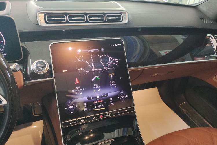 Used Mercedes-Benz Maybach S-Class 2021 S 480 4MATIC Audio And AC Panel