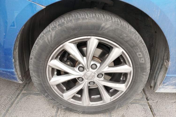 Used Roewe i5 2019 1.5L Manual 4G Connected Langyue Edition
