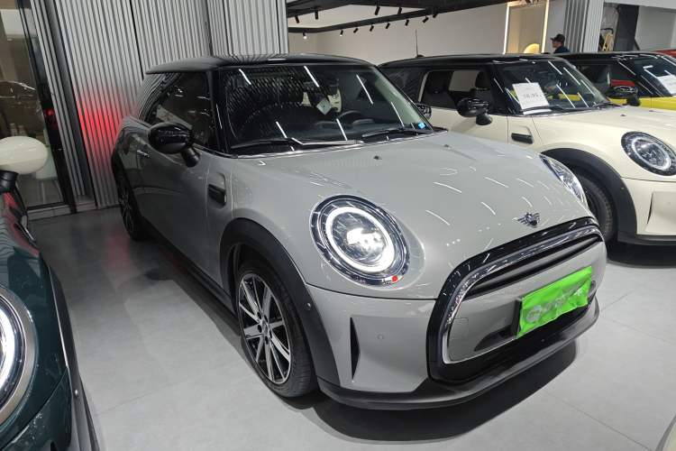 Used MINI MINI 2022 1.5T COOPER Artist
